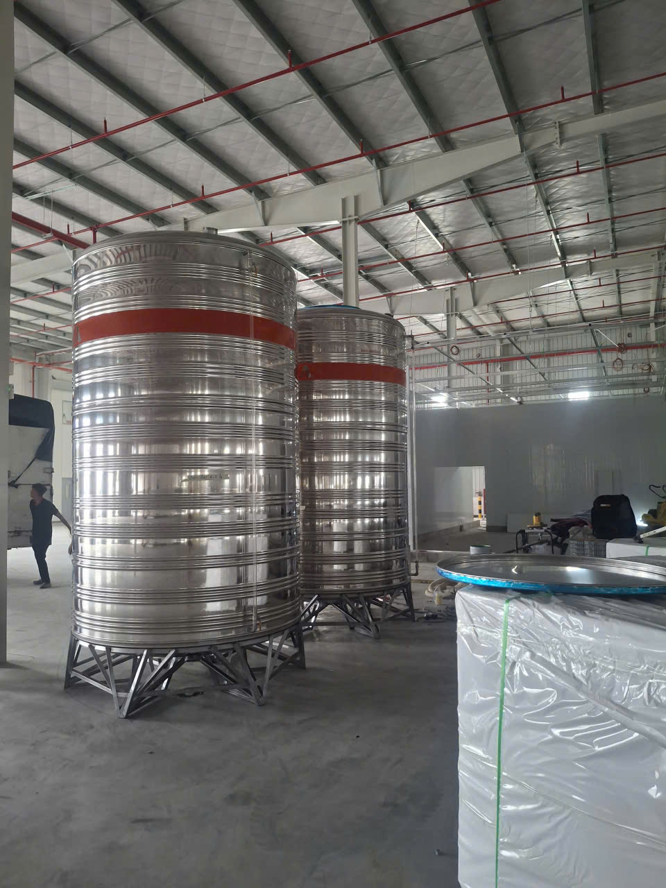 So sánh các hãng bồn inox 6000L đứng