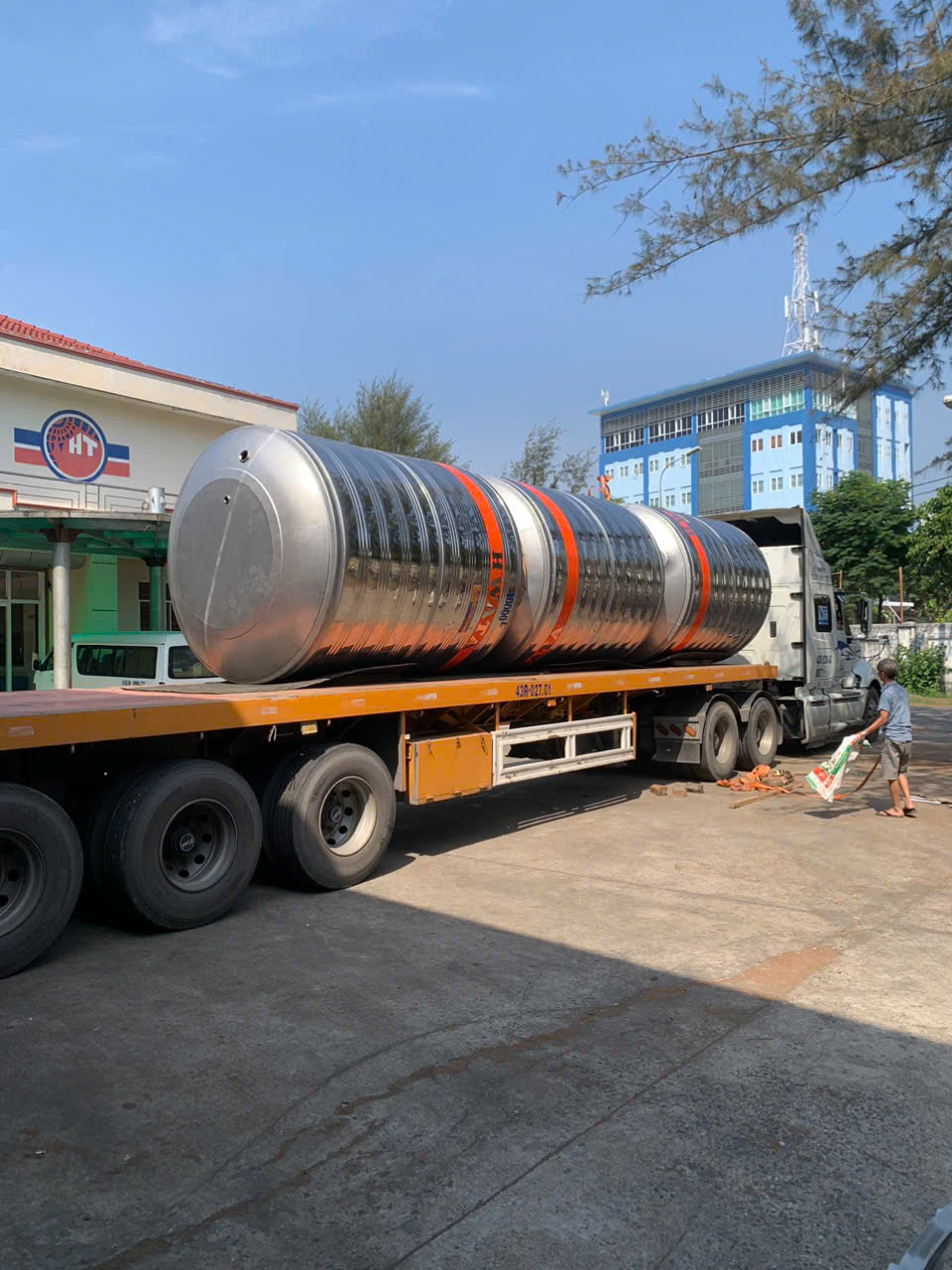 Kích thước bồn inox 15000L đứng theo thương hiệu