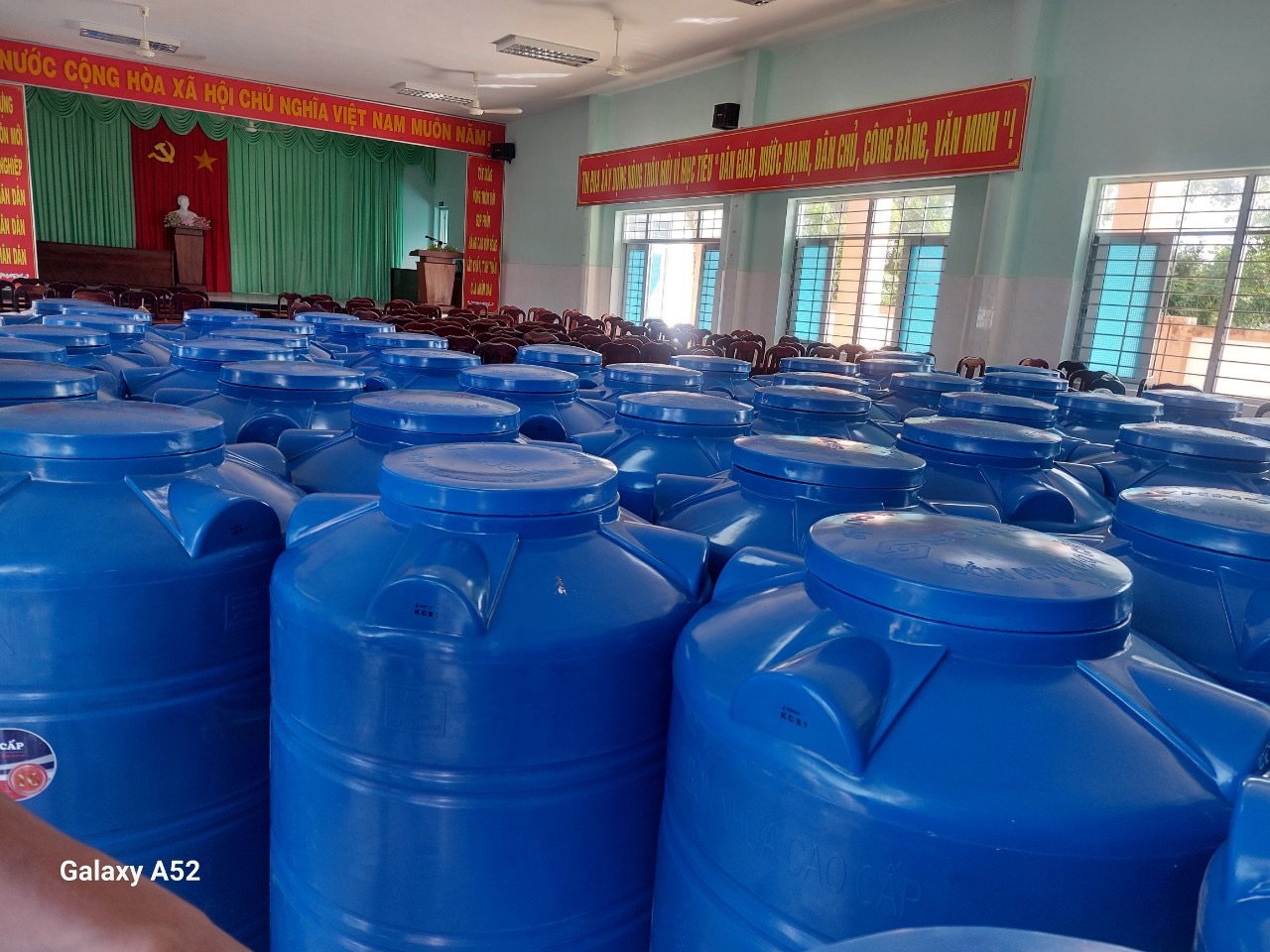 So sánh bồn nhựa 1000L đứng và ngang