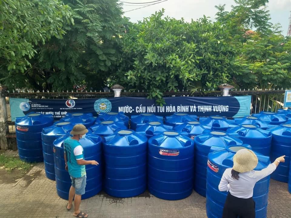 Cấu tạo bồn nước nhựa 700L đứng