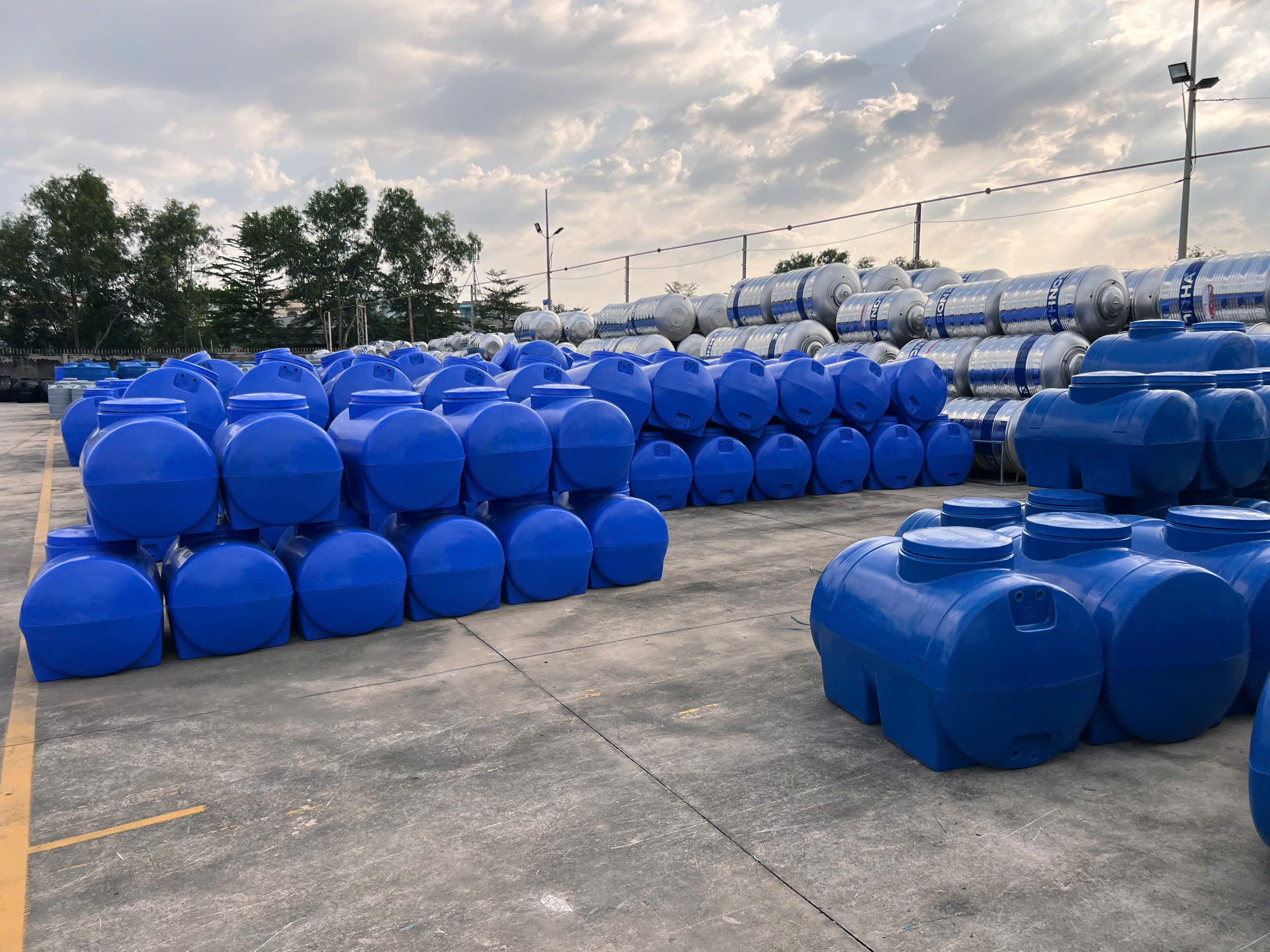 Cách lắp bồn nhựa 1000L ngang an toàn