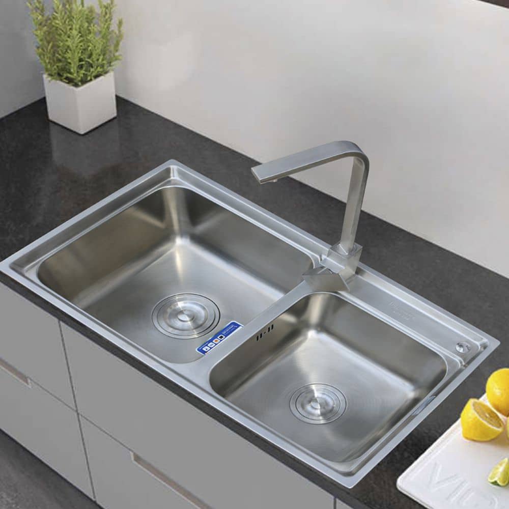 Giao chậu rửa bát Toàn Mỹ và kiểm tra bộ xả