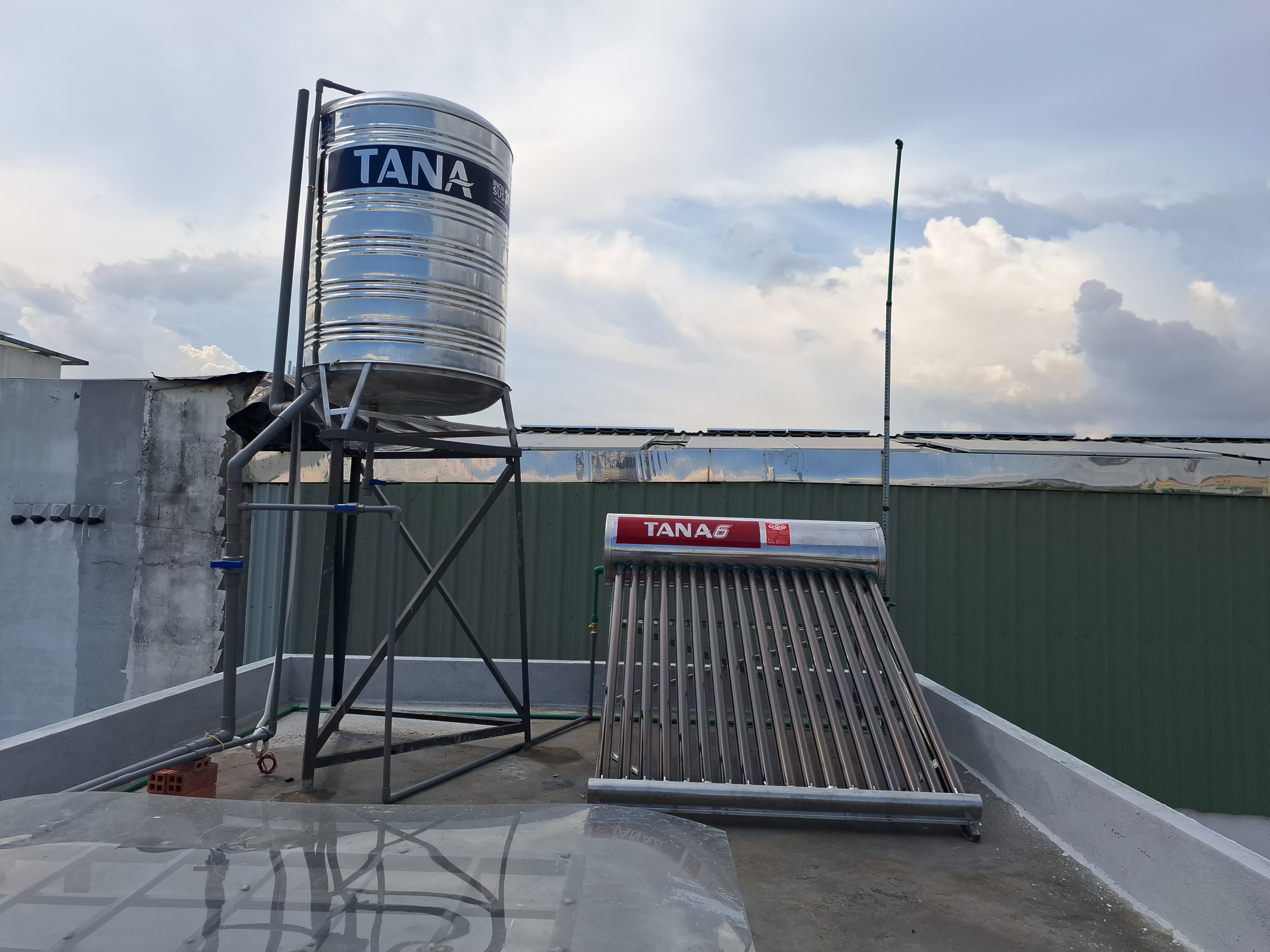 Kích thước máy năng lượng mặt trời 130L F58