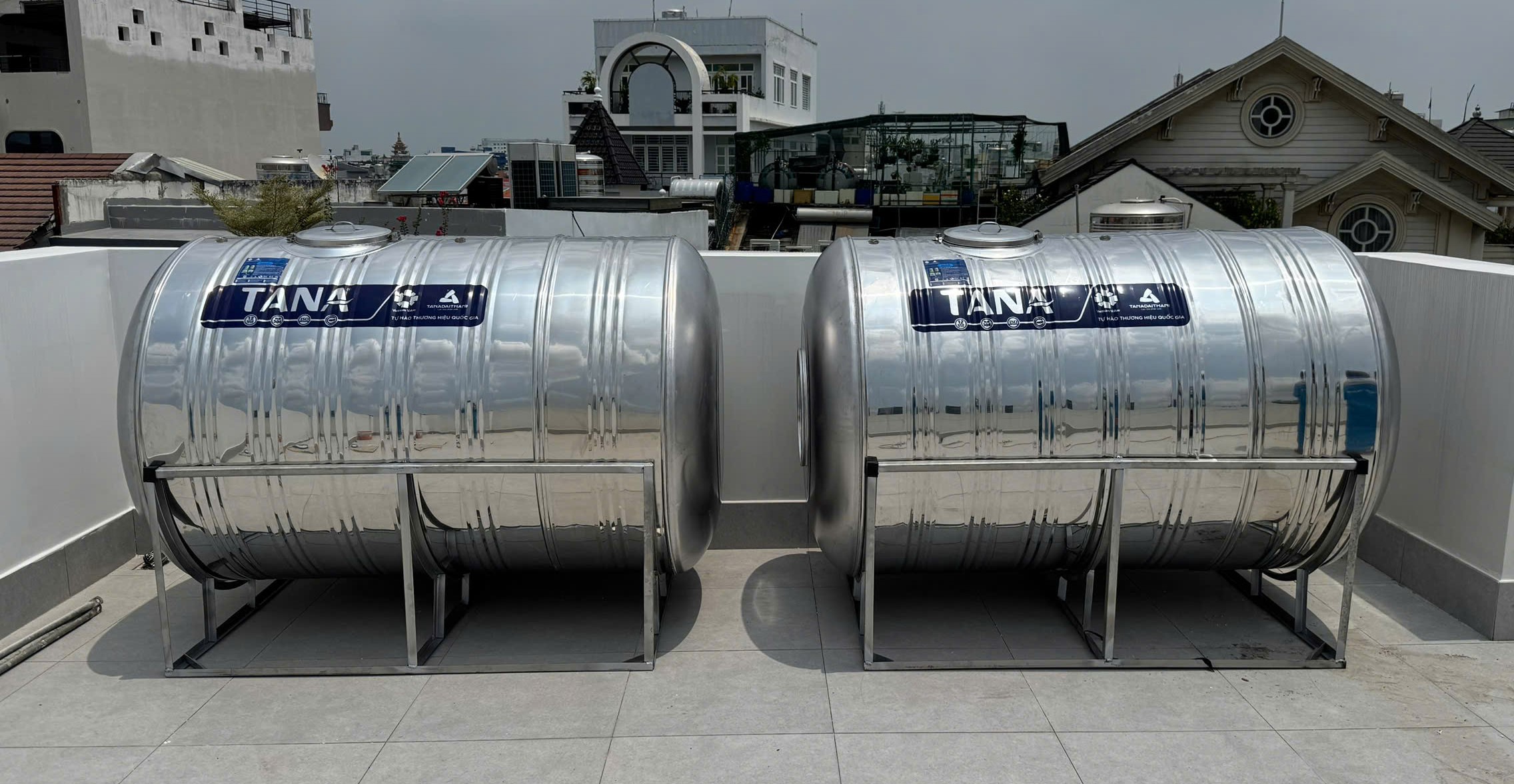 kích thước bồn inox Tân Á 2000L ngang phi 1140