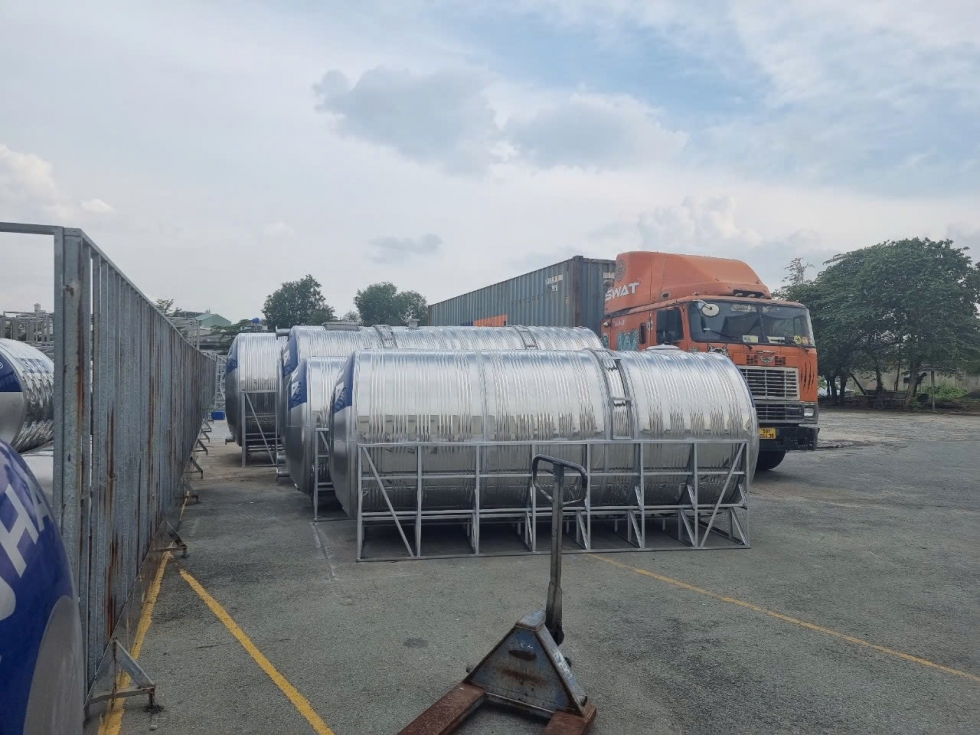 bon nuoc inox cong nghiep son ha toan phat