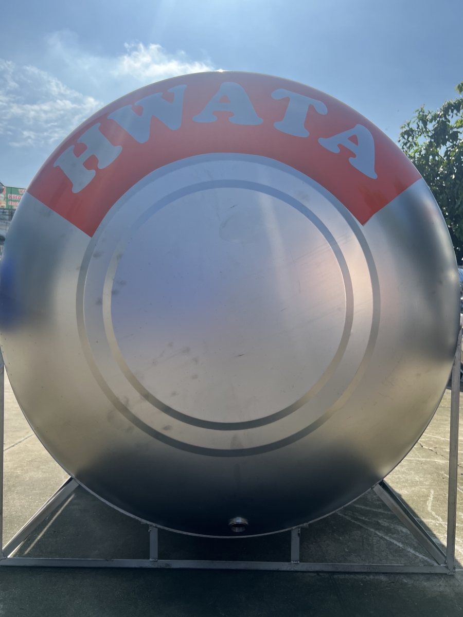 Bon nuoc inox hwata 3000 lit